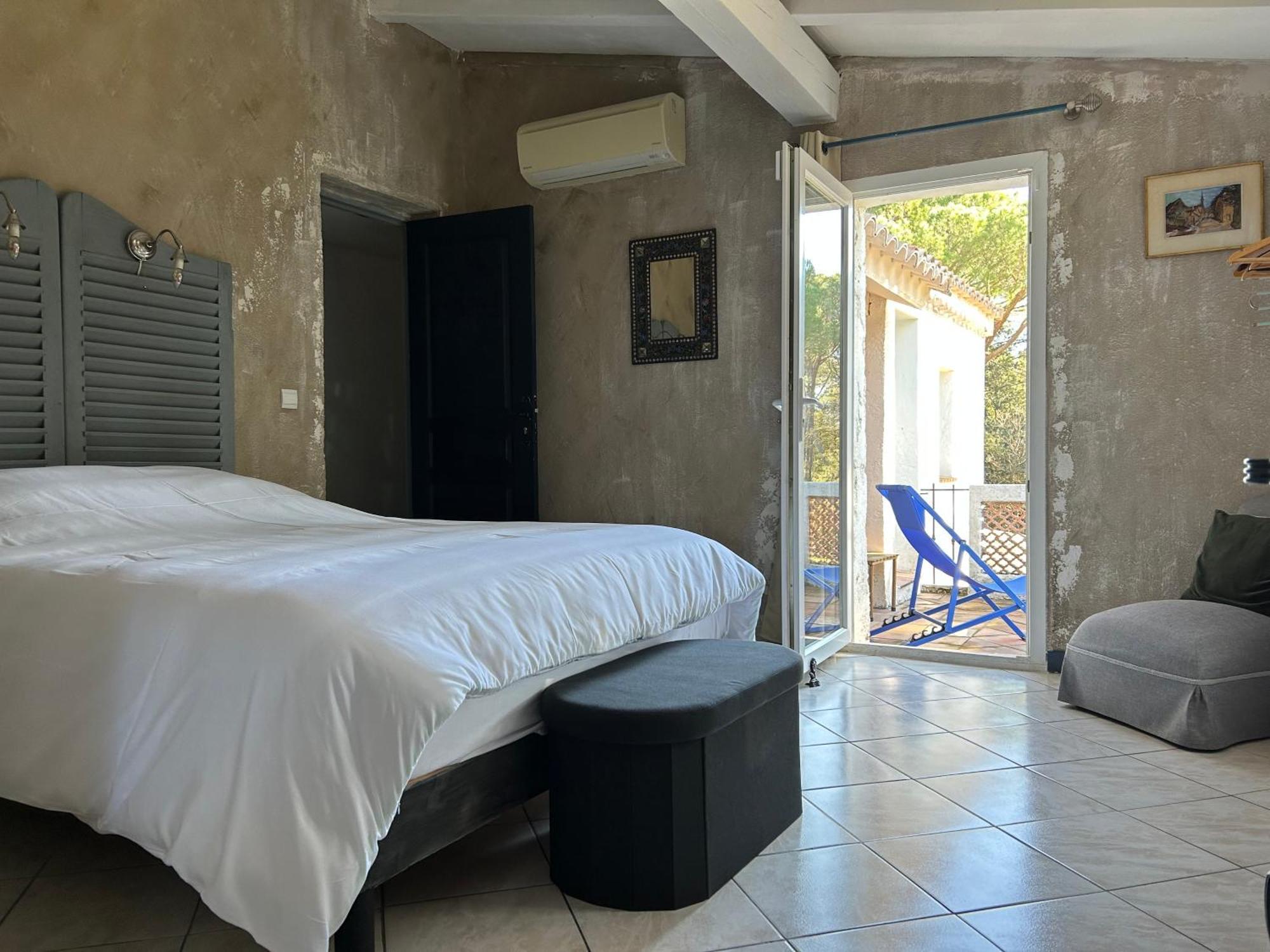 Residence Gabrielle Le Cannet Des Maures Exterior foto